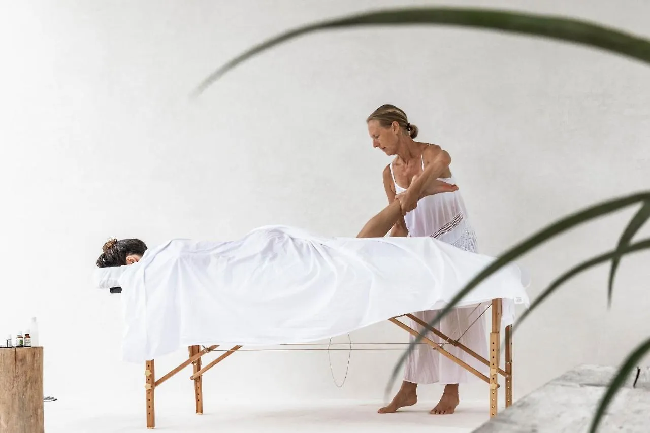 16Tulum Hotel